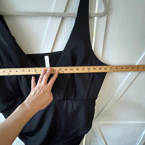 NWT Lane Bryant Cacique Black No-Wire Pleated Swim One-Piece Size 30 - Picture 12 of 12